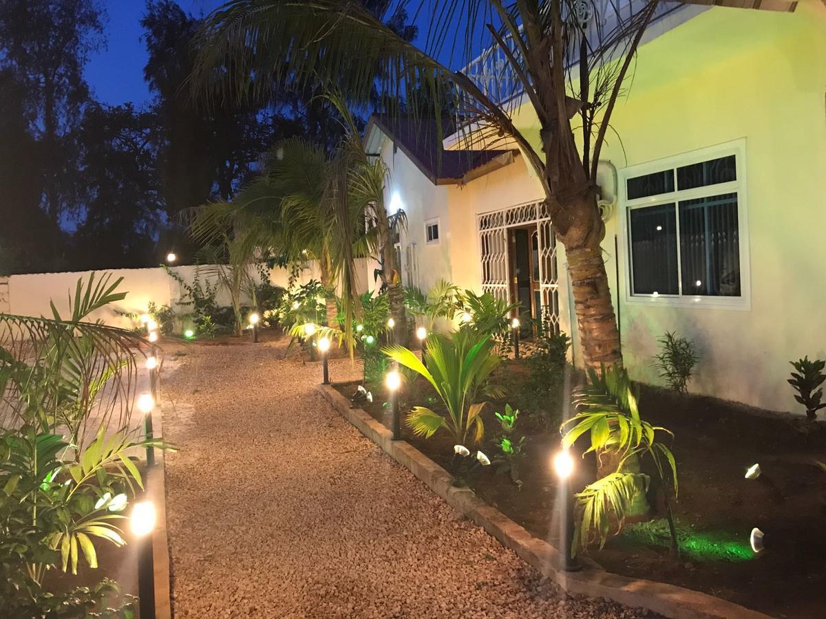 Ocean Dream Beachside Hotel Nungwi Exterior photo